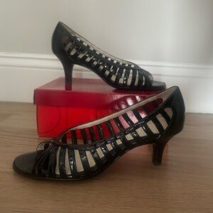 AEROSOLES Black Strappy Heels